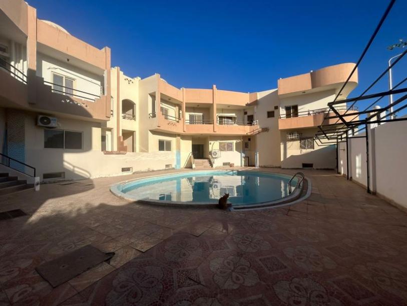 2-Zimmer-Wohnung in einer Wohnanlage mit Swimmingpool im Magawish-Gebiet-2