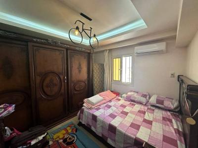 Helle, gemütliche zweistöckige Villa mit Terrasse und Garten im Gebiet Mubarak 2