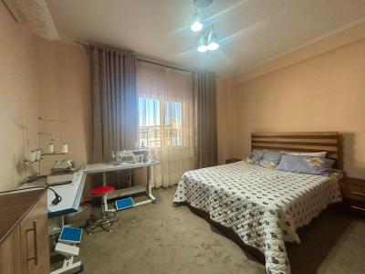 2-Zimmer-Wohnung in einer Wohnanlage mit Swimmingpool im Magawish-Gebiet