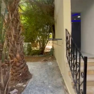 Gemütliche, renovierte 1-Zimmer-Wohnung im Erdgeschoss eines Wohngebäudes im Gebiet Mubarak 2