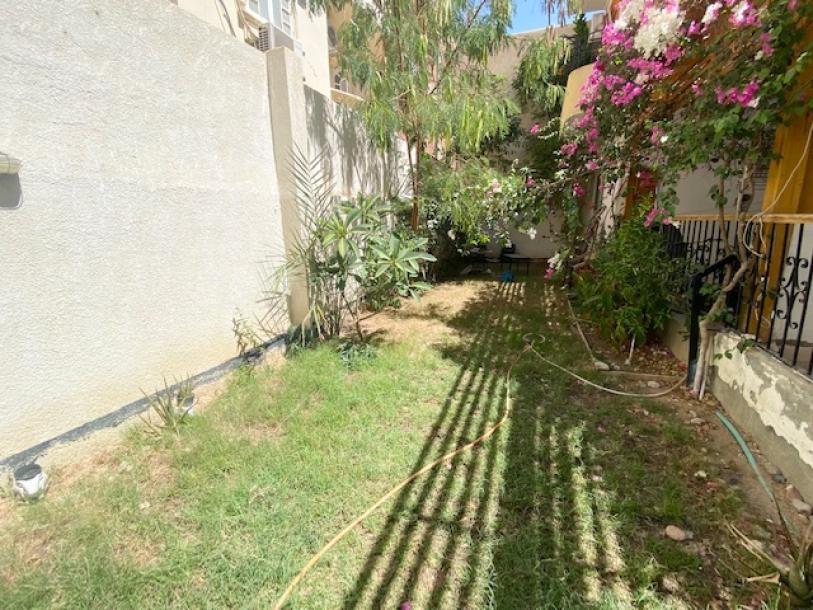Wohnung mit 3 Schlafzimmern und Garten im Bezirk Magawish-12