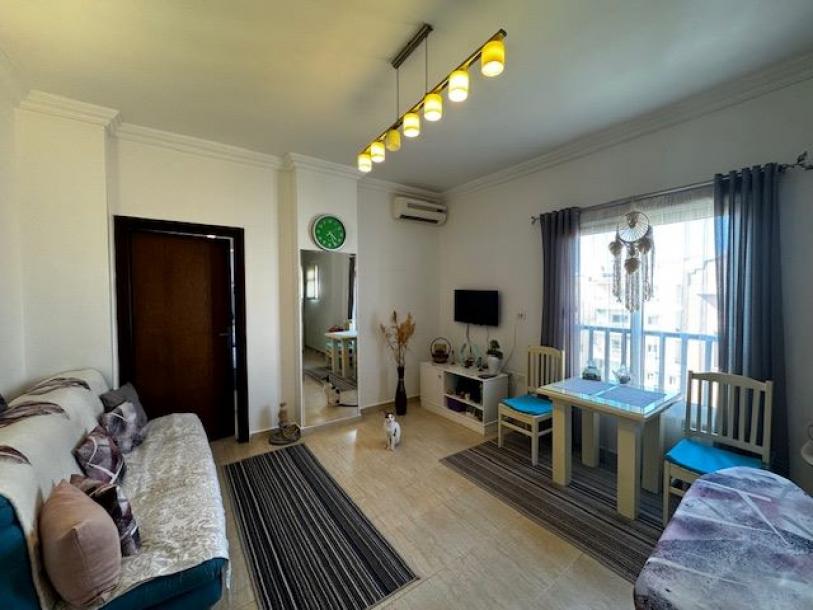 1-Zimmer-Wohnung mit Swimmingpool in trendy El Kawser-1