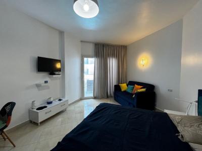 Studio mit großem Balkon und Meerblick in der Wohnanlage Diamond