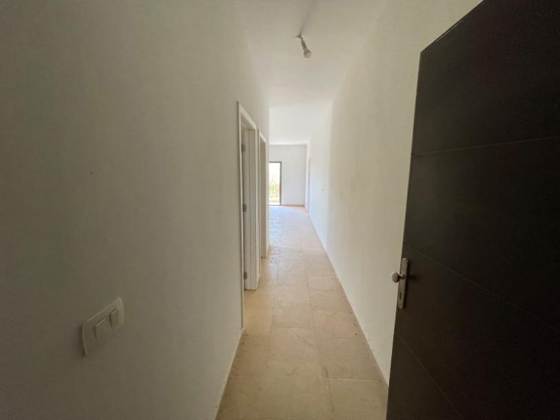 Nagelneue 2-Zimmer-Wohnung in grüner Oase mit privatem Strand-6