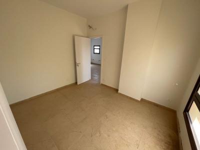 Nagelneue 2-Zimmer-Wohnung in grüner Oase mit privatem Strand