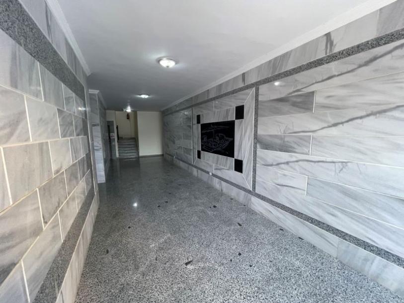 Nagelneue 2-Zimmer-Wohnung in grüner Oase mit privatem Strand-9