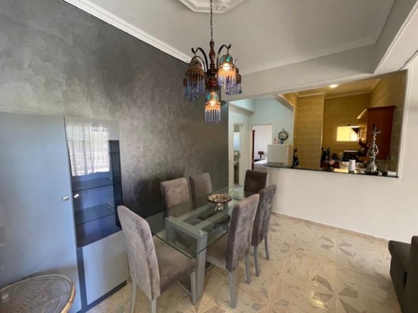 Geräumige Wohnung mit 2 Schlafzimmern im Bezirk Mubarak 7 im perfekten Zustand-2