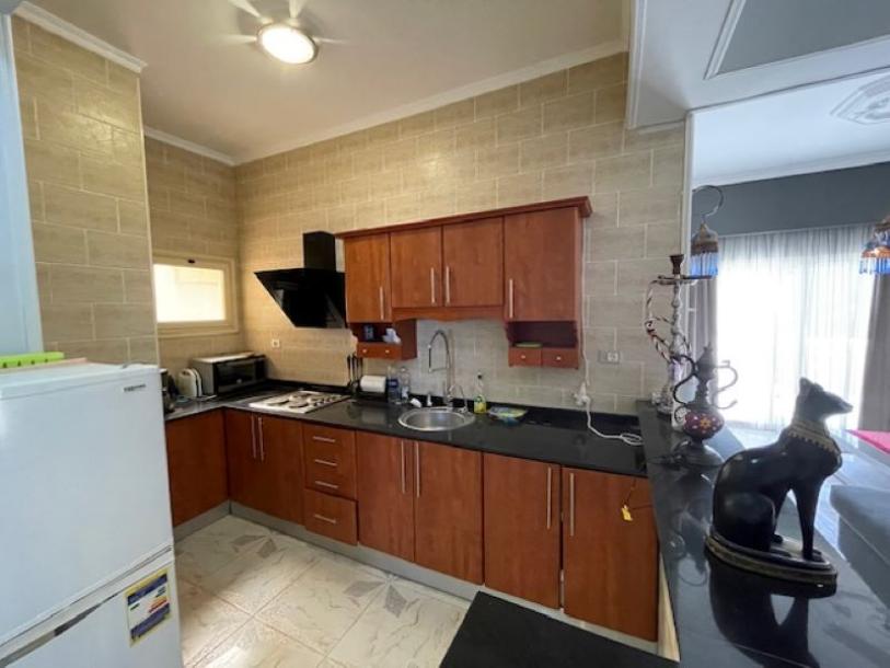 Geräumige Wohnung mit 2 Schlafzimmern im Bezirk Mubarak 7 im perfekten Zustand-5