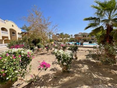 Geräumige Wohnung mit 2 Schlafzimmern im Bezirk Mubarak 7 im perfekten Zustand