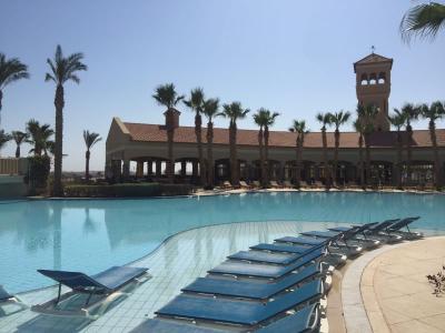 Studios und Apartments in der luxuriösen Residenz Veranda in Sahl Hasheesh. Zahlungsplan von bis zu 6 Jahren verfügbar.