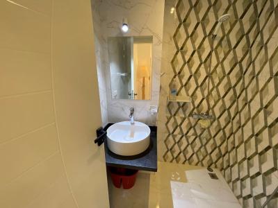 Nagelneue 2-Zimmer-Wohnung mit privater Sauna in El Hadoba