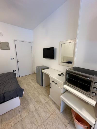 Helles Studio im 1. Obergeschoss der Wohnanlage Tiba Resort im Gebiet El Aheya