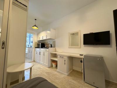 Helles Studio im 1. Obergeschoss der Wohnanlage Tiba Resort im Gebiet El Aheya